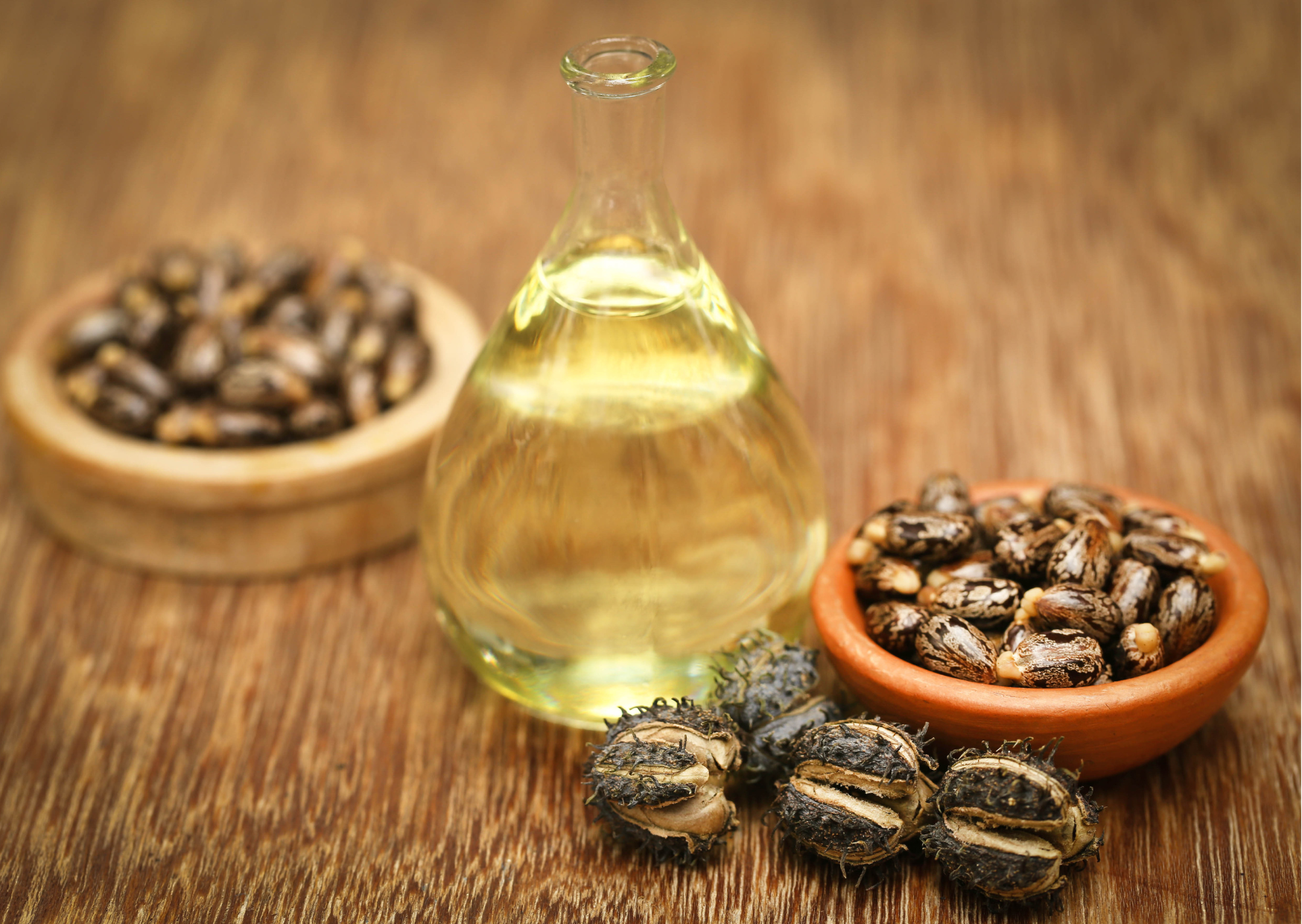 huile vegetale, huile végétale, cheveu, pousse des cheveux, huiles pour le cuir chevelu, jojoba, huile de jojoba, ricin, nigelle, soin aux huiles végétales, macérât huileux, masque à l'huile cheveu